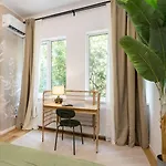 Superb 2br Flat - Location - 2 Baths Apartman Bukarest