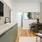 Superb 2br Flat - Location - 2 Baths *