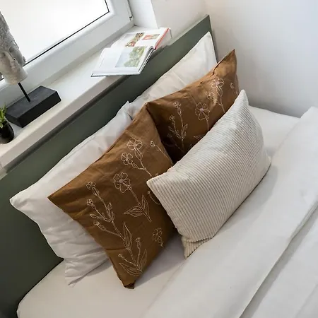 Superb 2br Flat - Location - 2 Baths