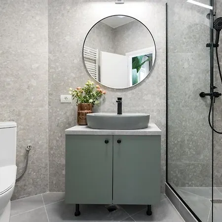 Superb 2br Flat - Location - 2 Baths 公寓