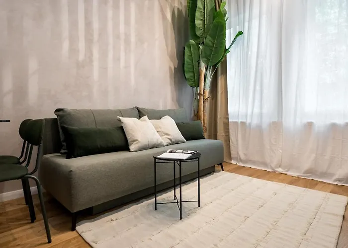 Superb 2br Flat - Location - 2 Baths Apartment