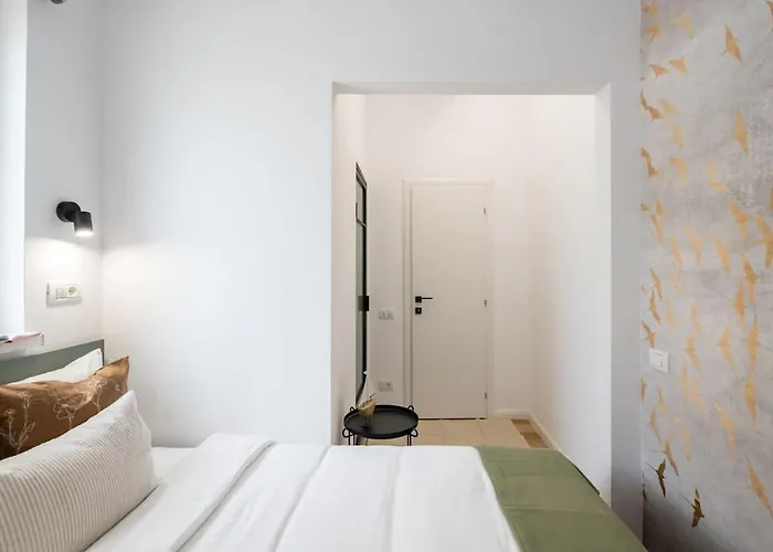 Superb 2br Flat - Location - 2 Baths