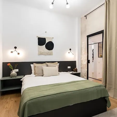 Superb 2br Flat - Location - 2 Baths Appartamento