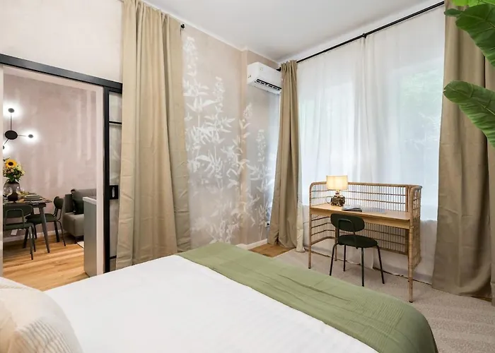 Superb 2br Flat - Location - 2 Baths